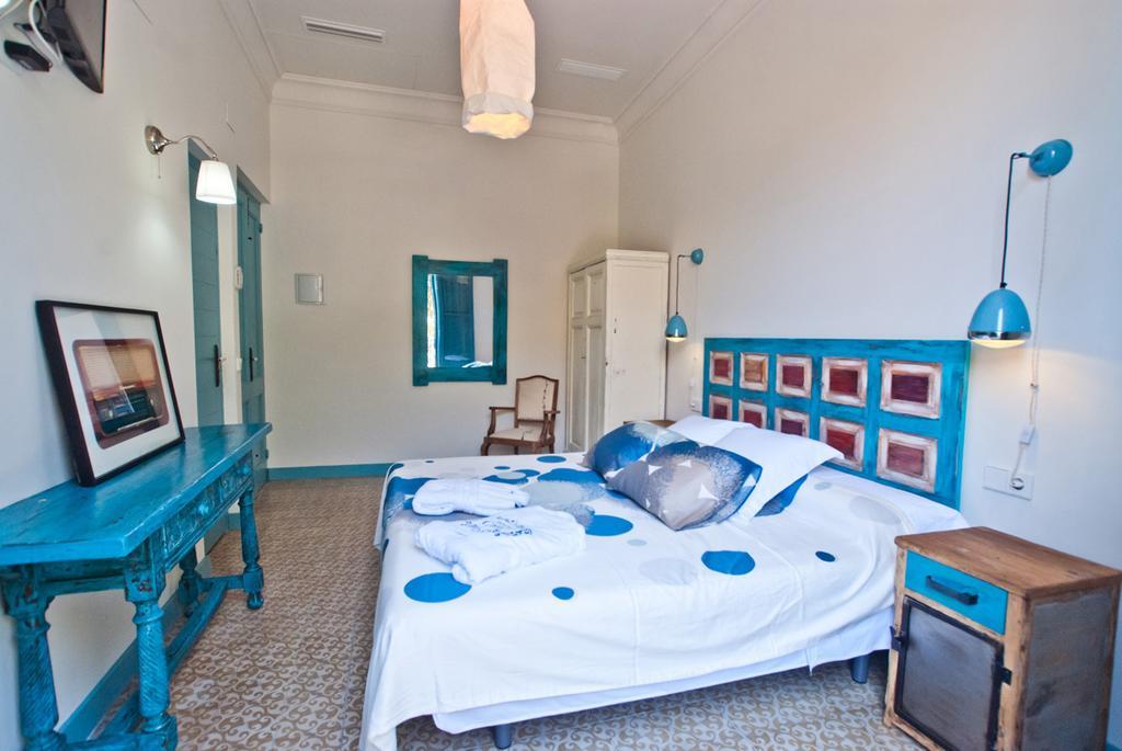 Hotel Hostal Chic Sant Feliu de Guíxols Phòng bức ảnh