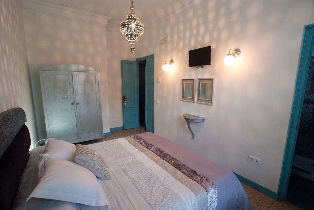 Hotel Hostal Chic Sant Feliu de Guíxols Phòng bức ảnh