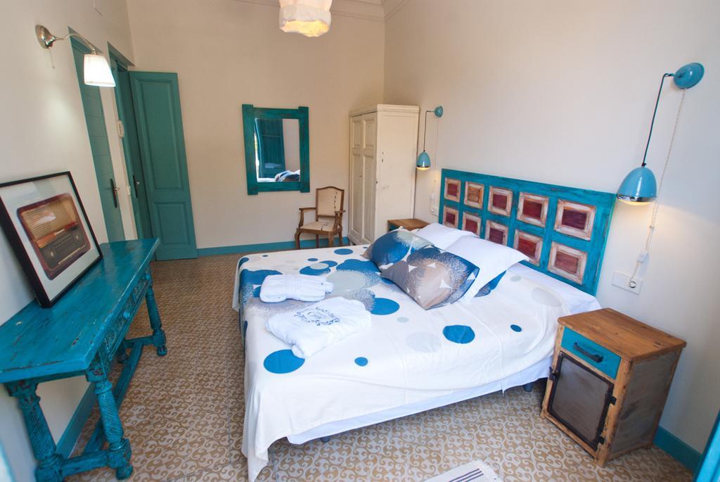Hotel Hostal Chic Sant Feliu de Guíxols Phòng bức ảnh