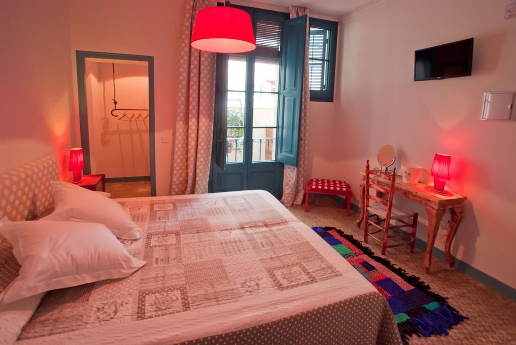 Hotel Hostal Chic Sant Feliu de Guíxols Phòng bức ảnh