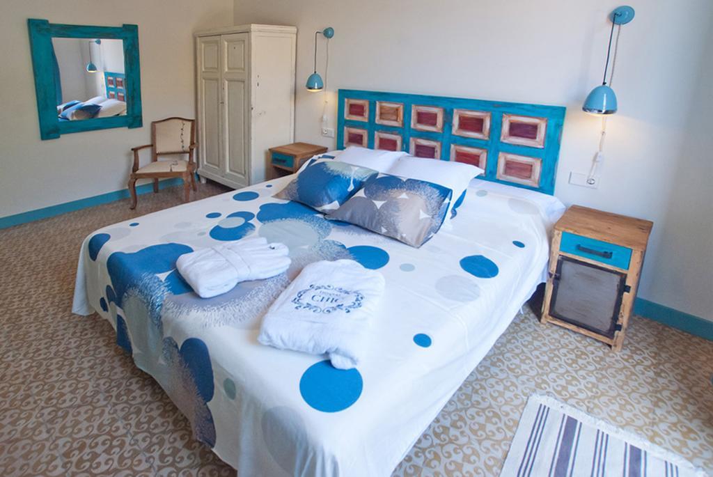 Hotel Hostal Chic Sant Feliu de Guíxols Phòng bức ảnh