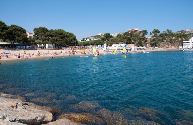 Hotel Hostal Chic Sant Feliu de Guíxols Ngoại thất bức ảnh