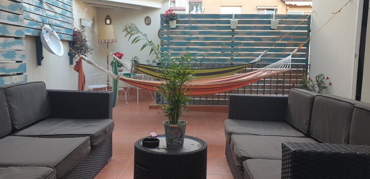 Hotel Hostal Chic Sant Feliu de Guíxols Ngoại thất bức ảnh